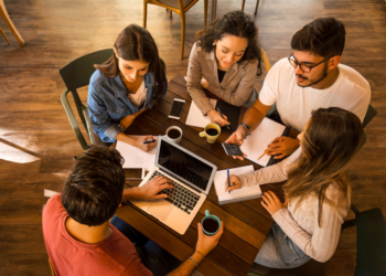 Remote Collaboration: 5 Strategies for Studying with Peers