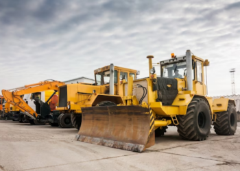 A Guide to Renting Earthmoving Equipment for Landscaping Projects