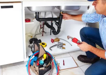 Selecting the Right Plumbing Professional: A Step-by-Step Guide