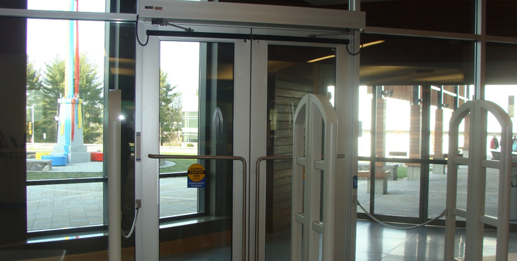 A Brief Guide to Commercial Door Services in Tampa, Florida