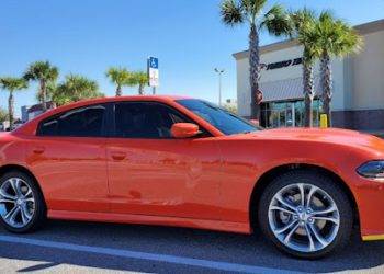 Rev Up Your Ride: A Guide to Choosing the Perfect Auto Tinting Service